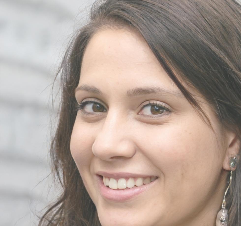 Elena Morrison, Lead Financial Educator